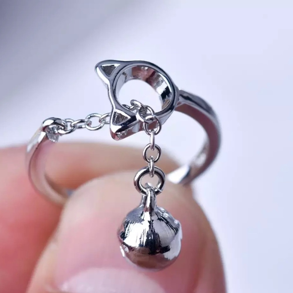 925 Sterling Silver Cat & Bell Ring